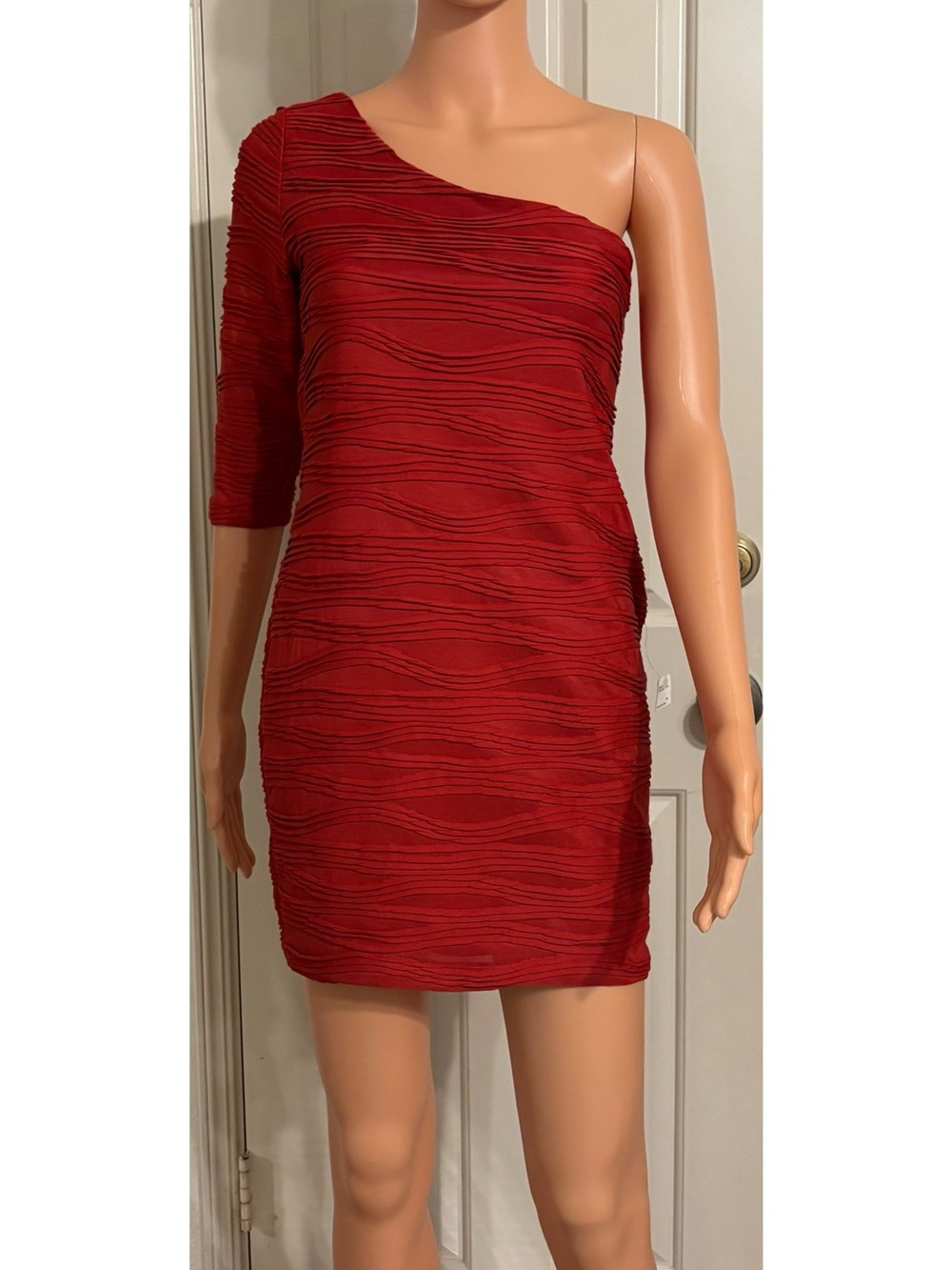 Forever 21 Red Asymmetrical One-Shoulder Bodycon Dress